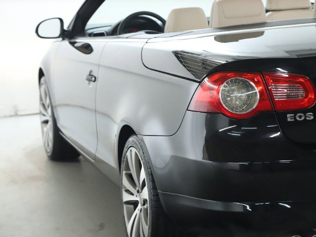 Used 2008 Volkswagen Eos VR6 image 6