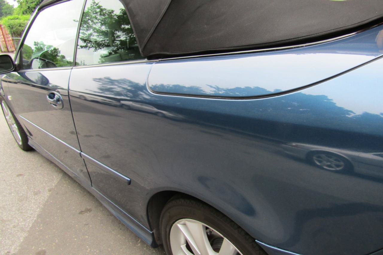 Used 2008 Saab 9-3 Aero w/ Touring Package FWD image 3