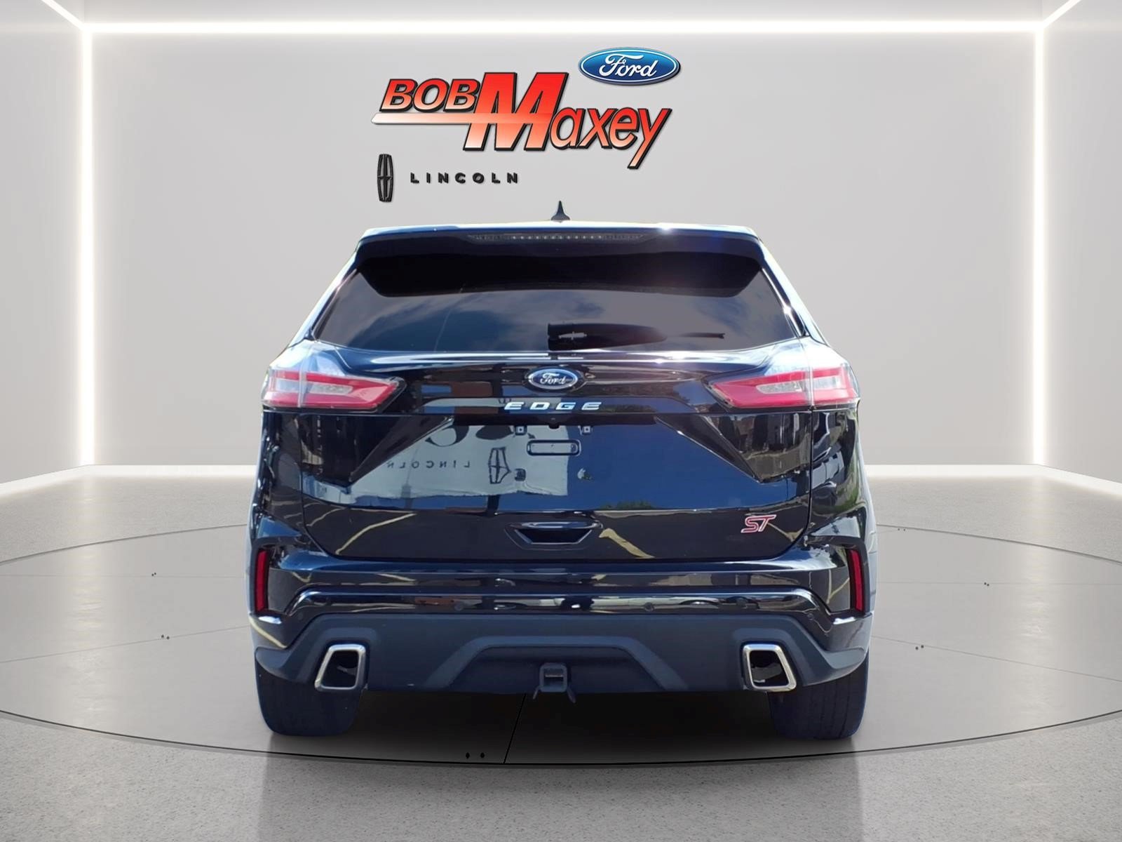 Used 2023 Ford Edge ST AWD/4WD image 5