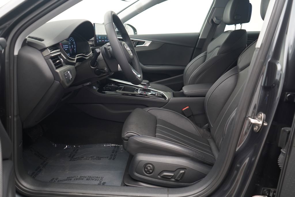 Used 2023 Audi A4 2.0T Premium Plus w/ Premium Plus Package image 6