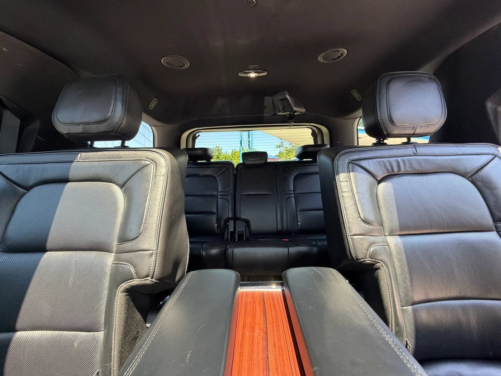 Used 2018 Lincoln Navigator Reserve w/ Technology Package AWD/4WD image 34