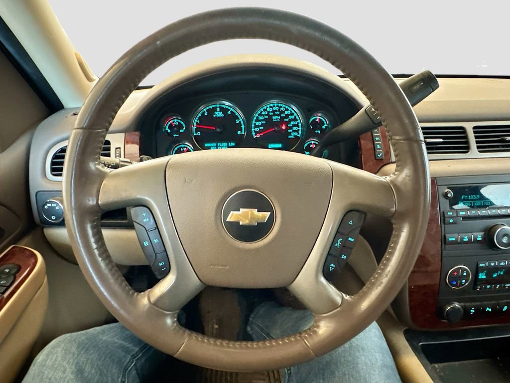 Used 2014 Chevrolet Suburban LT w/ Texas Edition RWD image 14