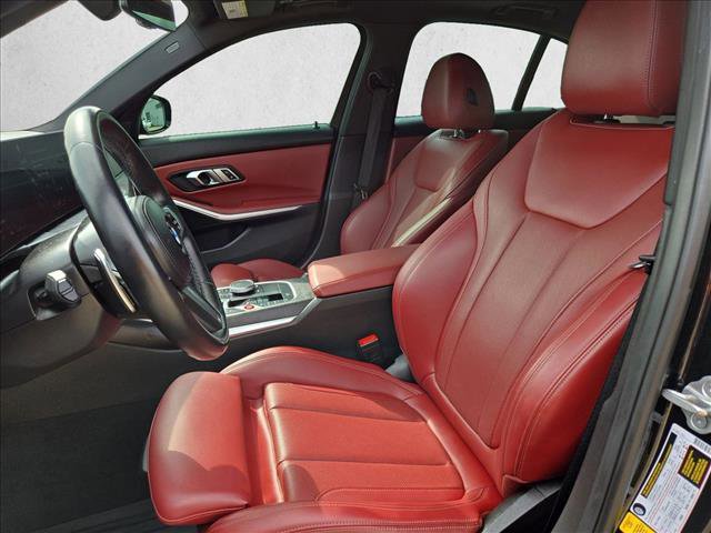 Used 2023 BMW M340i w/ Shadowloine Package image 17