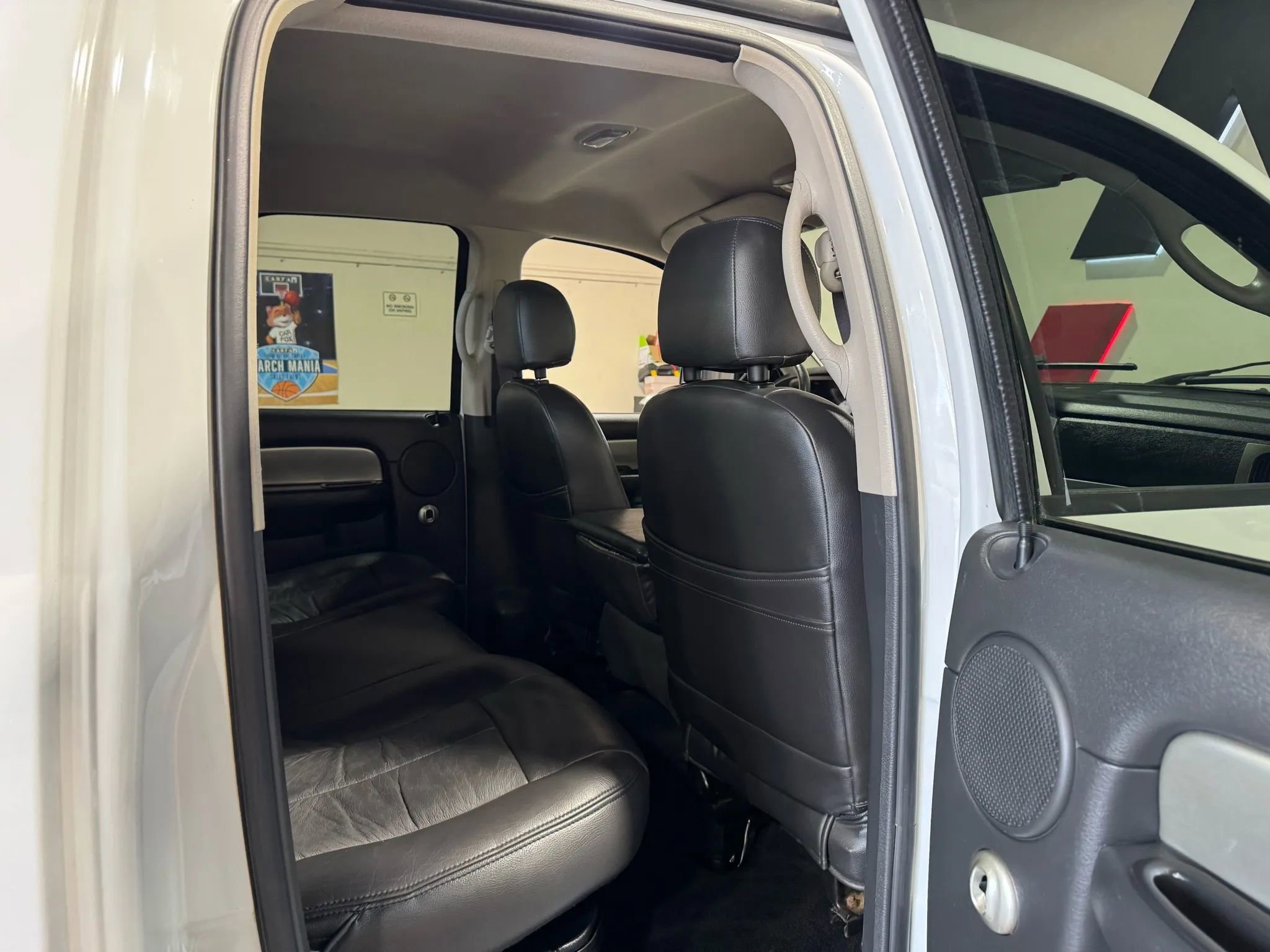 Used 2005 Dodge Ram 2500 Truck SLT w/ Trailer Tow Group AWD/4WD image 16