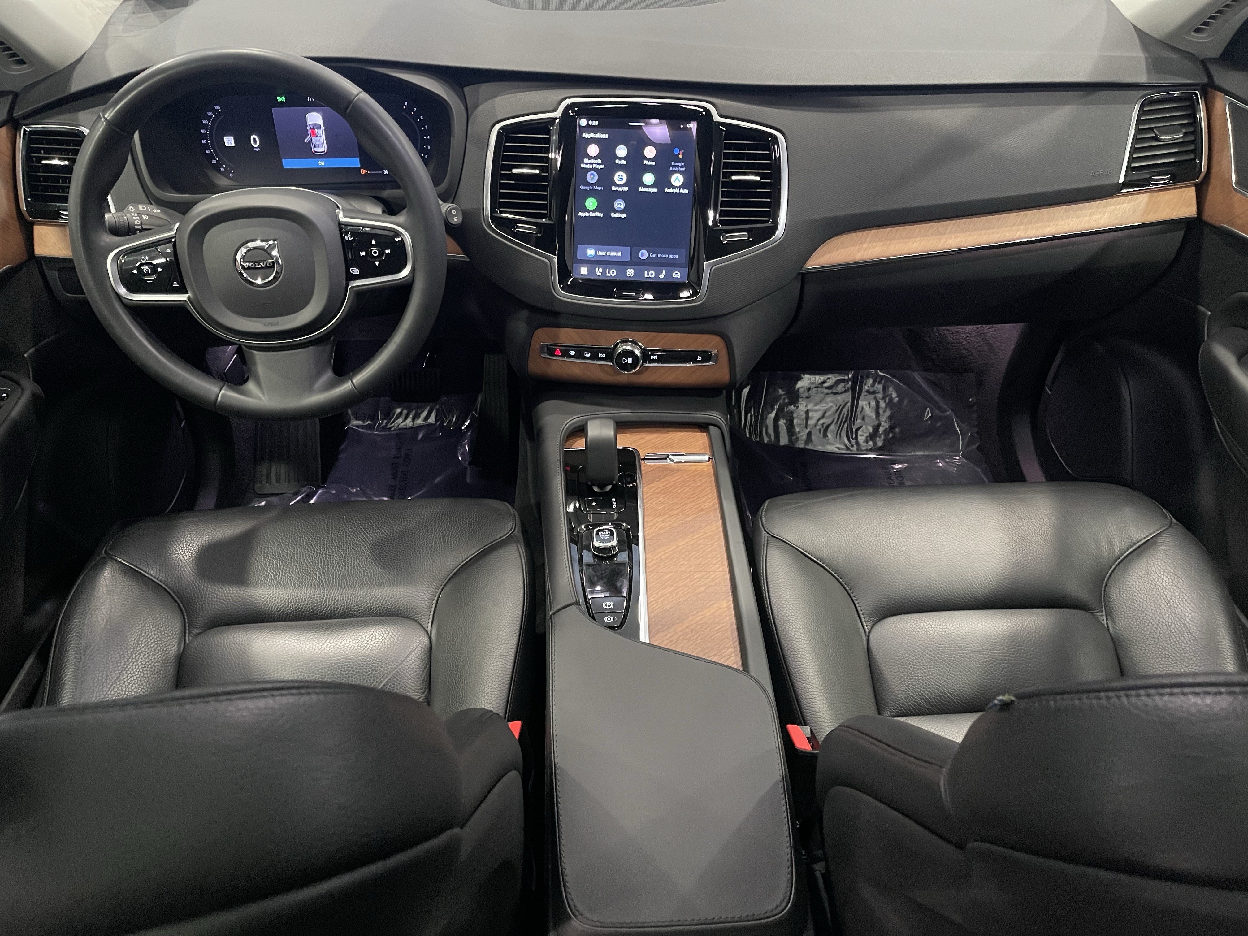 Used 2023 Volvo XC90 B6 Plus w/ Protection Package Premier AWD/4WD image 16