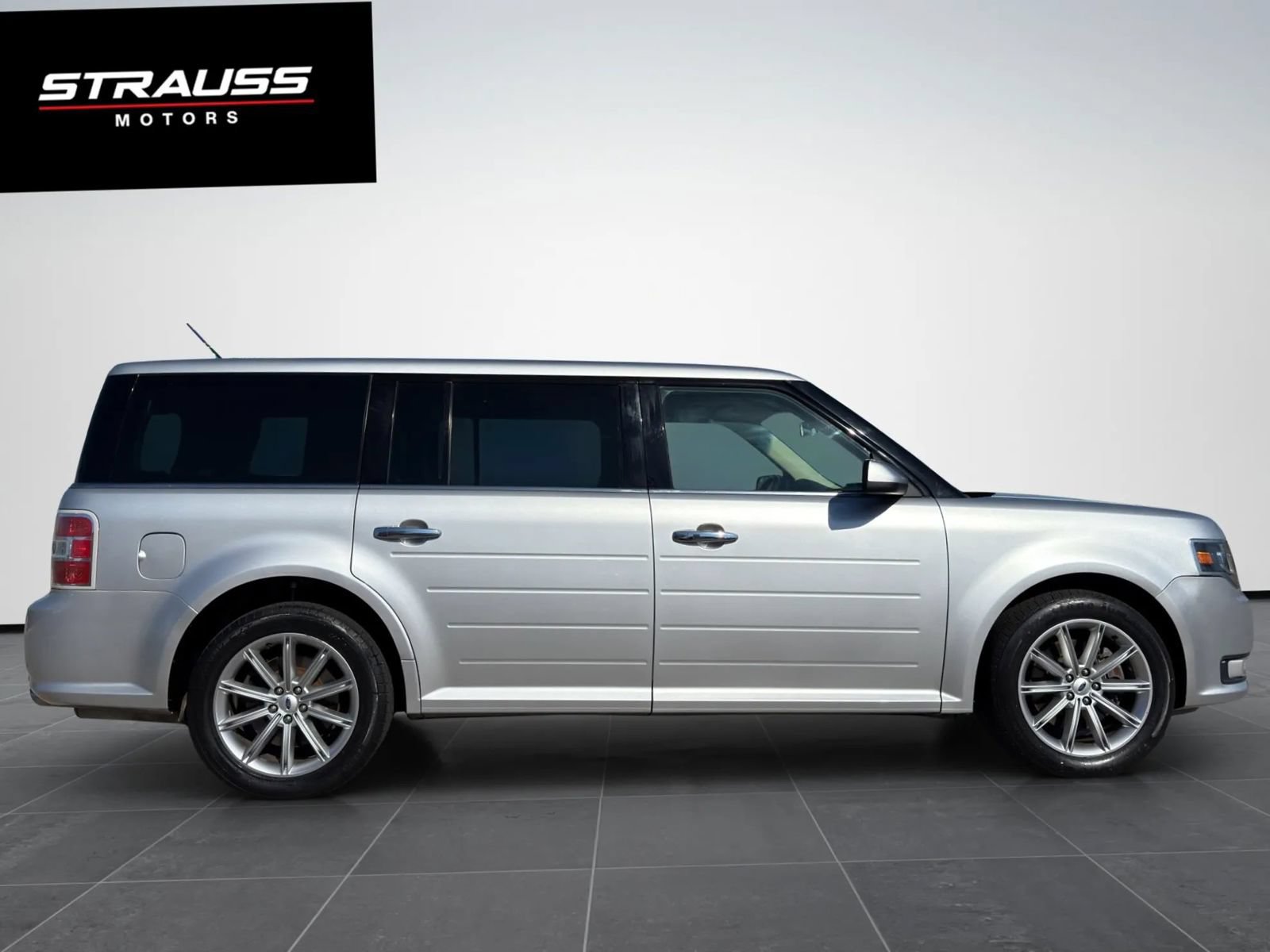 Used 2017 Ford Flex Limited AWD/4WD image 5