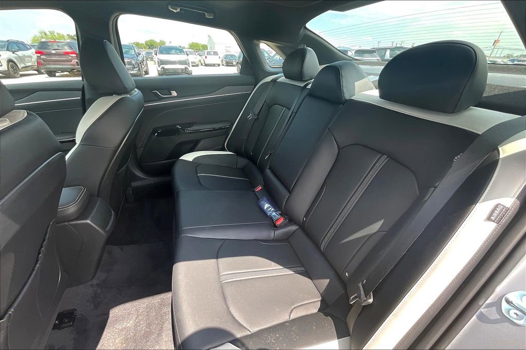 Used 2025 Kia K5 GT-Line w/ GT-Line Premium Package image 15