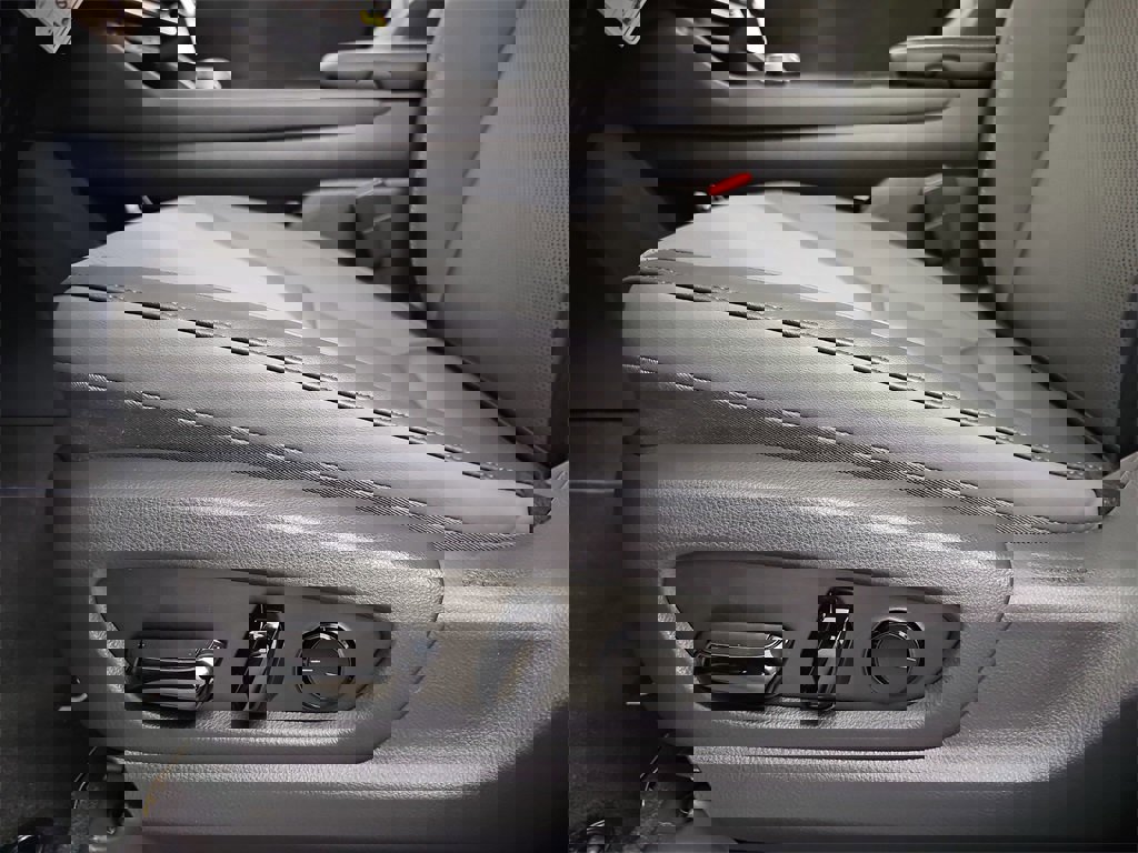 New 2026 Lexus RZ 450e AWD image 29