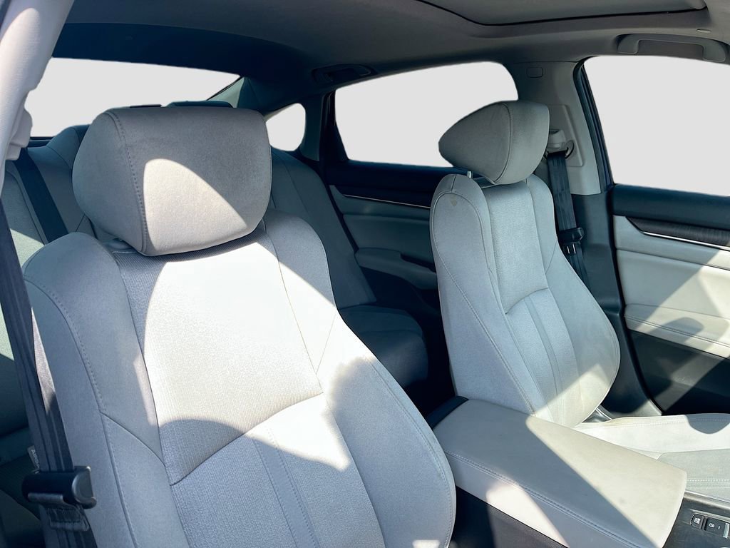 Used 2019 Honda Accord EX image 26