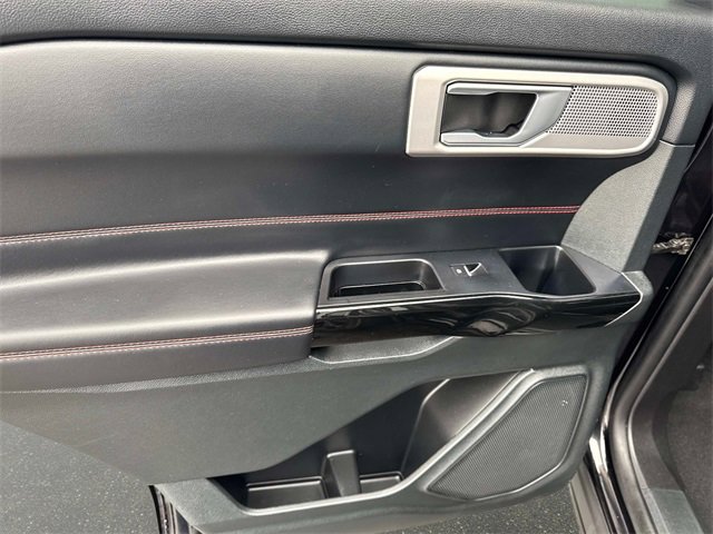 Used 2023 Ford Explorer ST-Line w/ Class IV Trailer Tow Package image 10