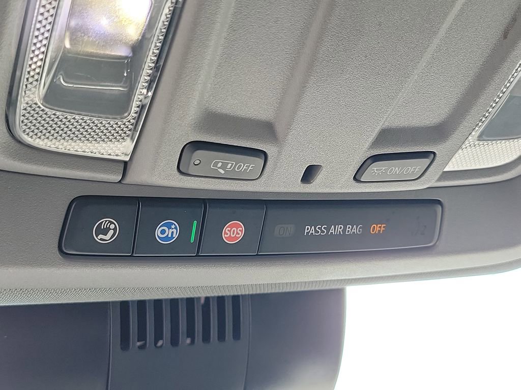 Used 2024 GMC Sierra 1500 SLT image 16