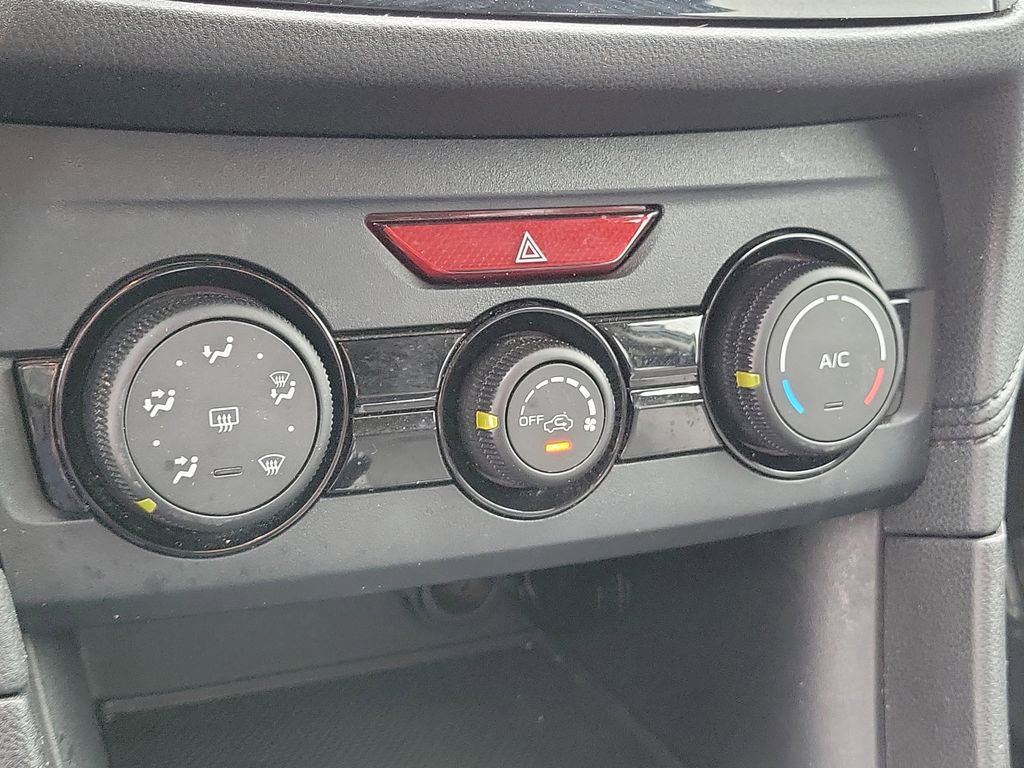 Used 2018 Subaru Crosstrek 2.0i image 28