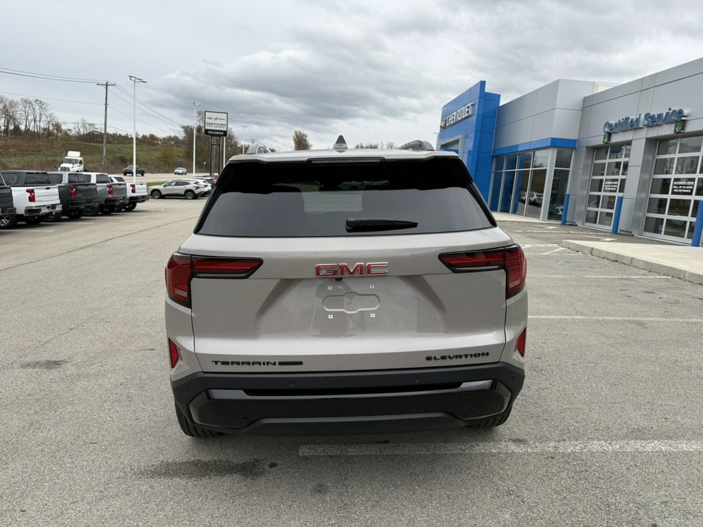New 2026 GMC Terrain Elevation w/ Elevation Premium Package image 4
