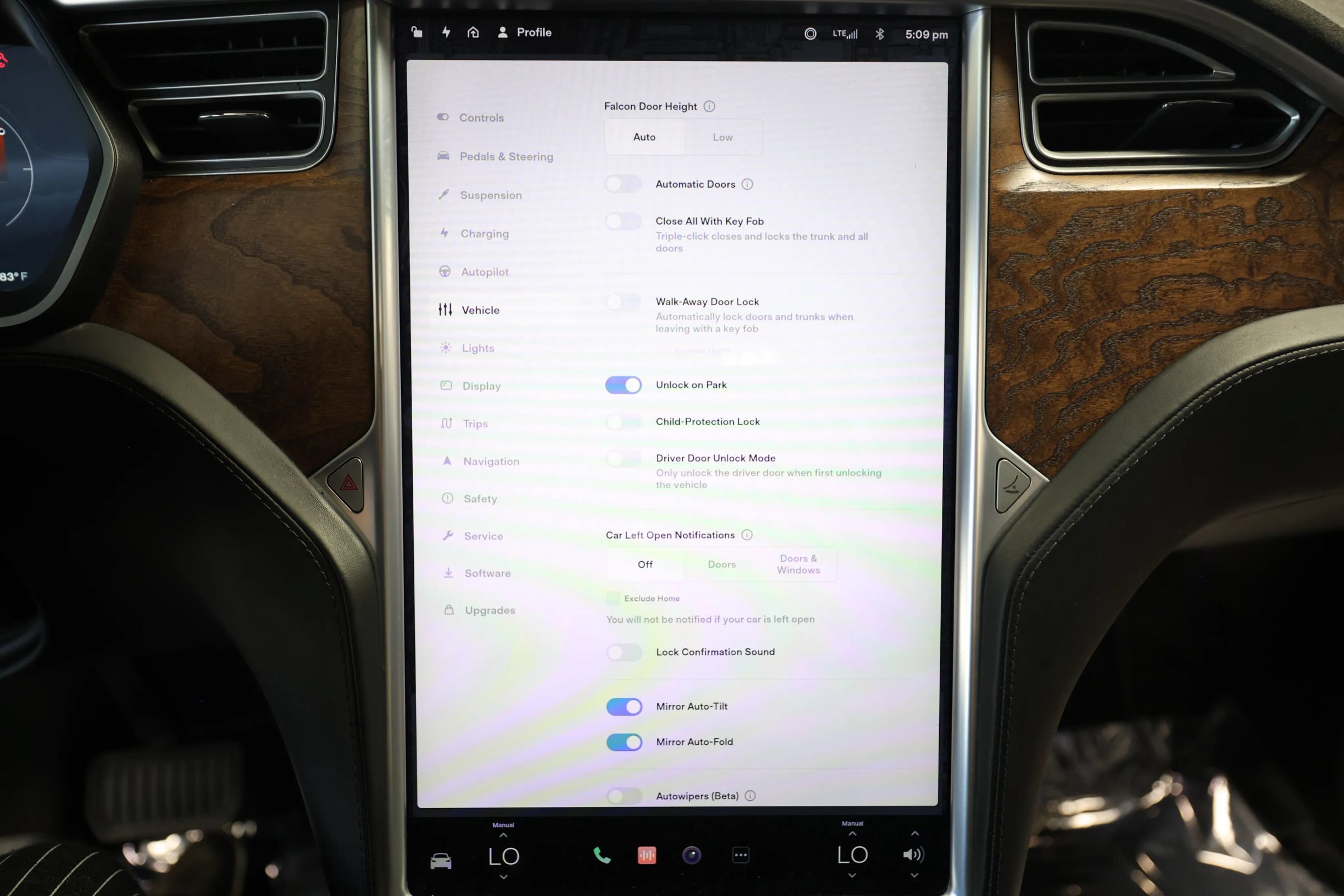 Used 2017 Tesla Model X 90D AWD/4WD image 62