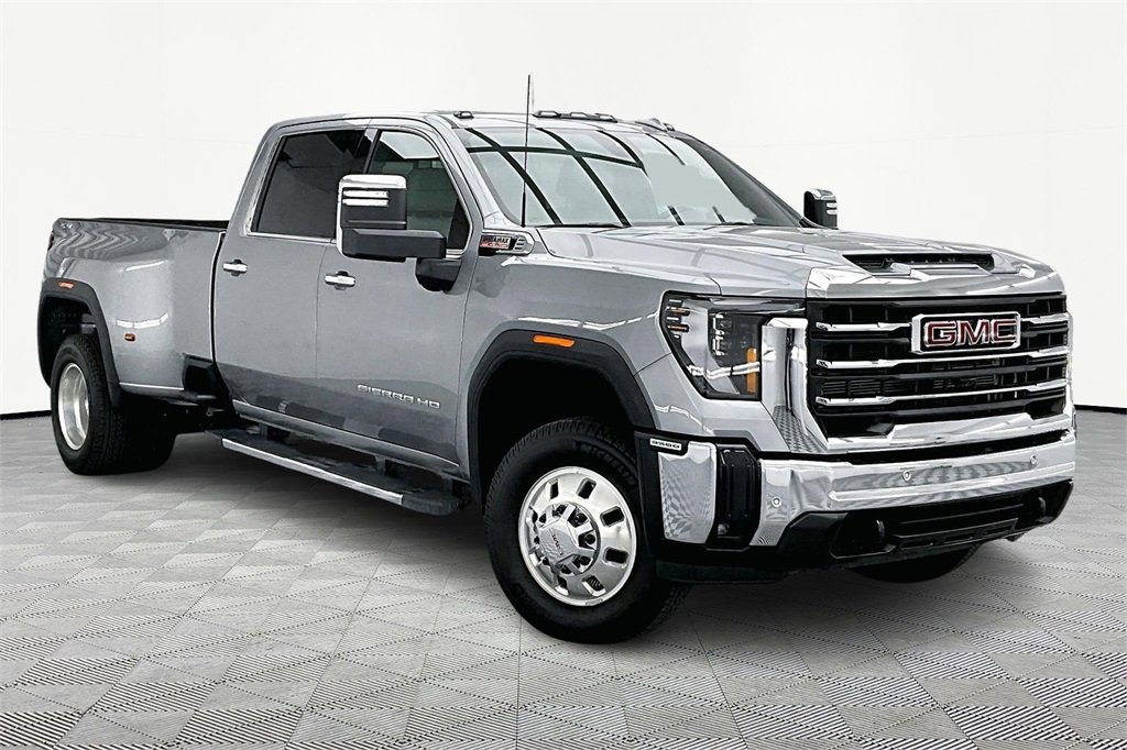 Used 2025 GMC Sierra 3500 SLT w/ SLT Premium Package image 12