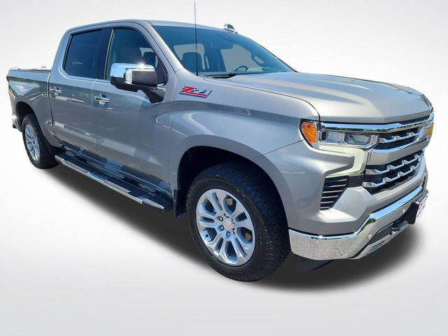 Used 2025 Chevrolet Silverado 1500 LTZ AWD/4WD image 7