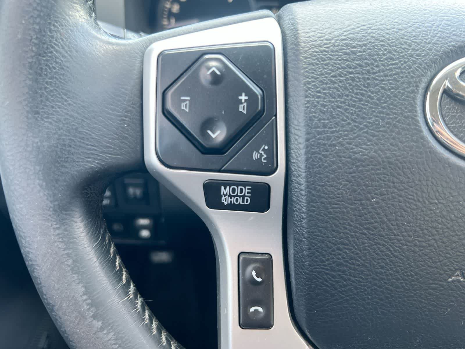 Used 2019 Toyota Tundra Platinum AWD/4WD image 23