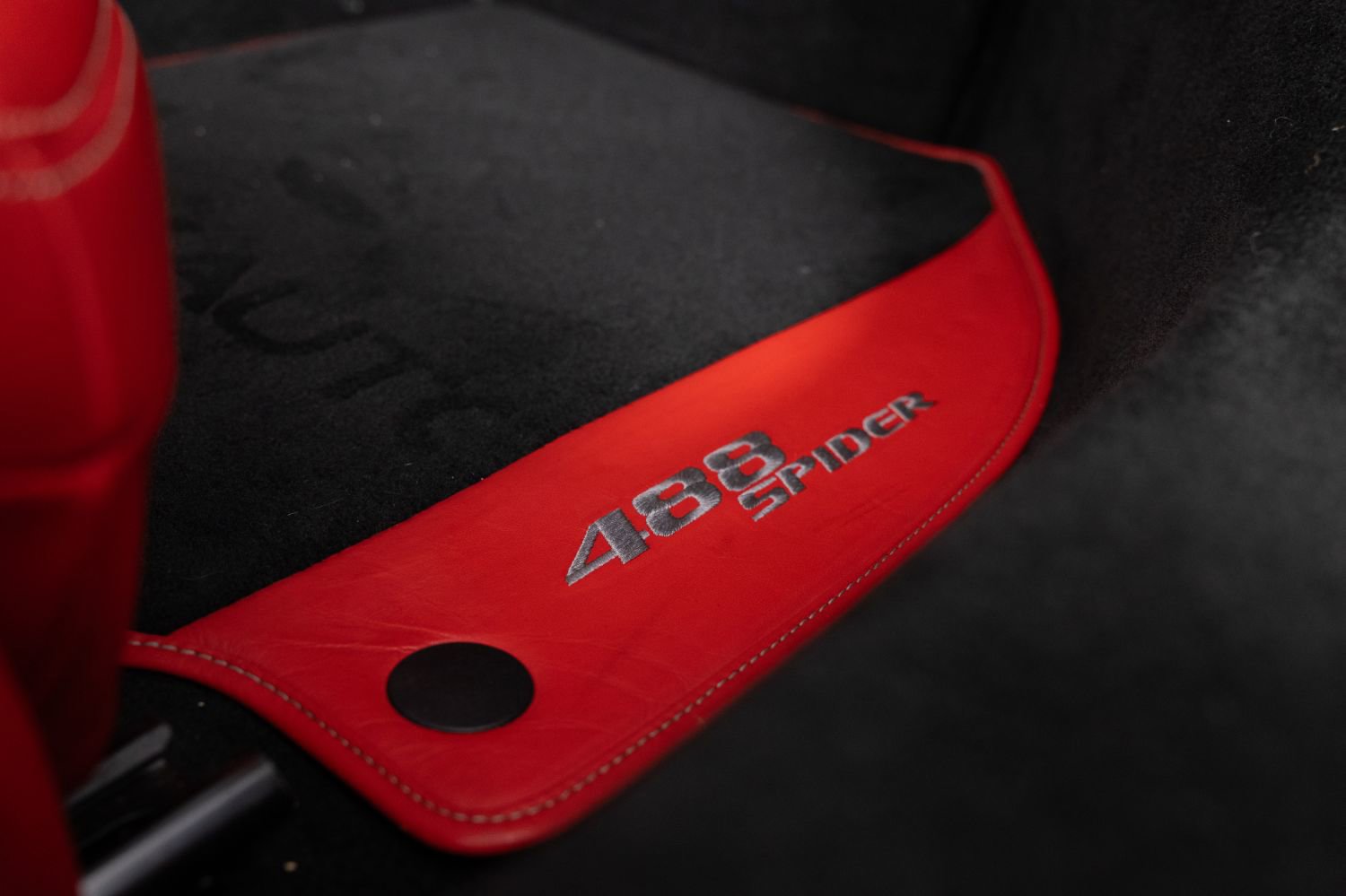 Used 2019 Ferrari 488 Spider image 62