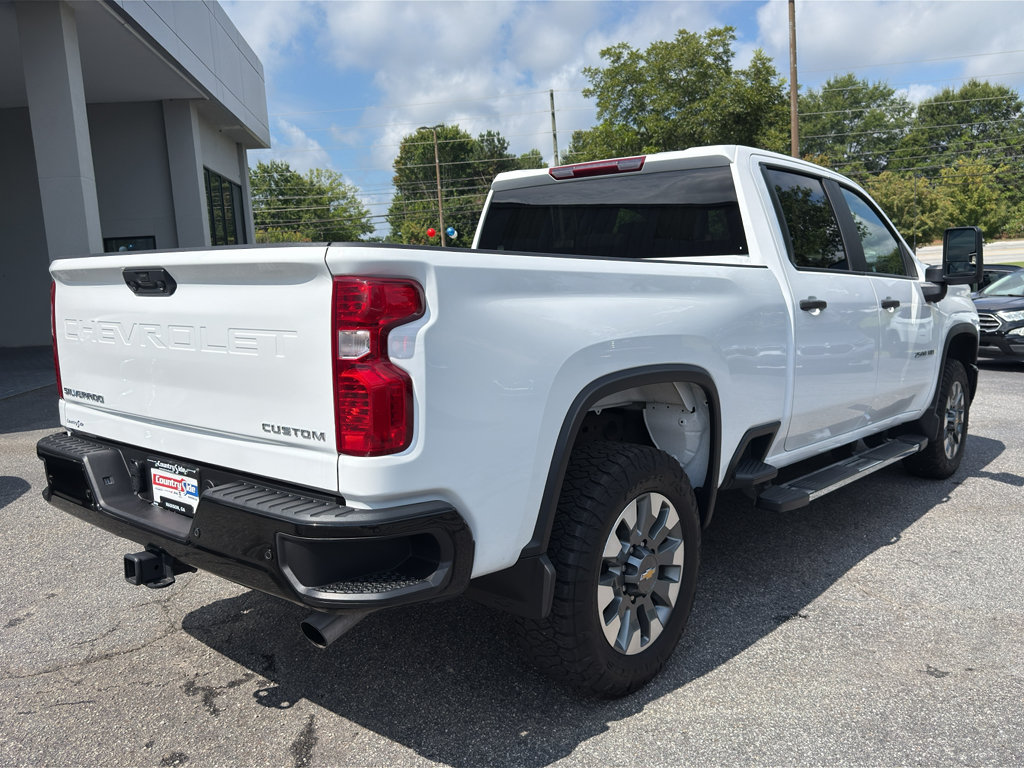 Used 2025 Chevrolet Silverado 2500 Custom AWD/4WD image 6