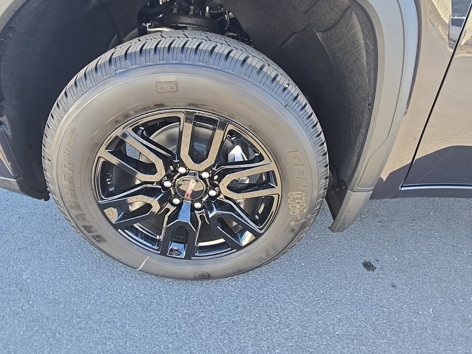 New 2026 GMC Sierra 1500 Elevation image 11