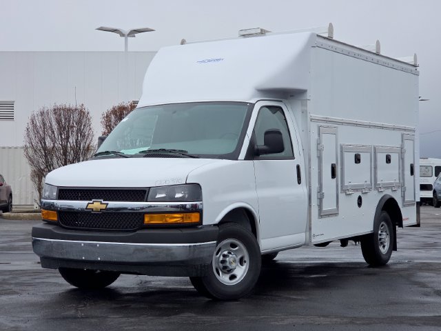 New 2026 Chevrolet Express 3500 w/ Power Convenience Package RWD image 2