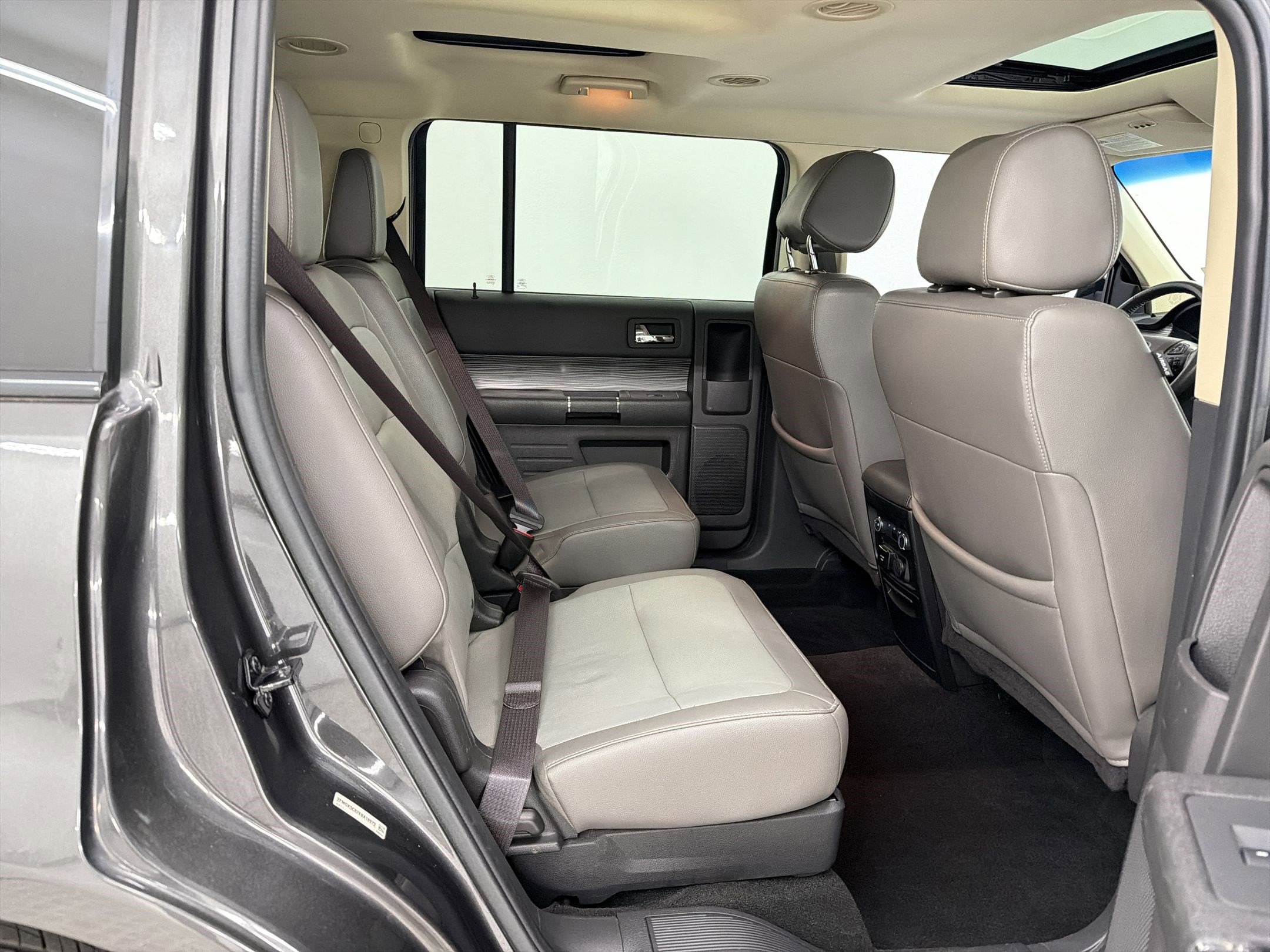 Used 2019 Ford Flex SEL w/ Equipment Group 202A image 26