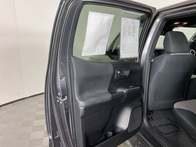 Used 2021 Toyota Tacoma TRD Off-Road AWD/4WD image 23
