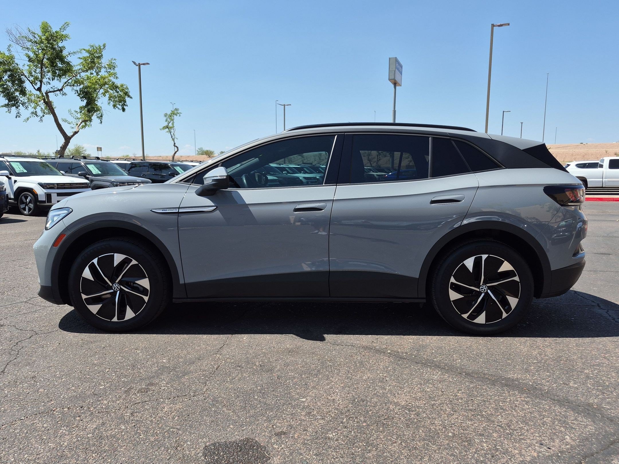 Used 2022 Volkswagen ID.4 Pro S AWD/4WD image 9