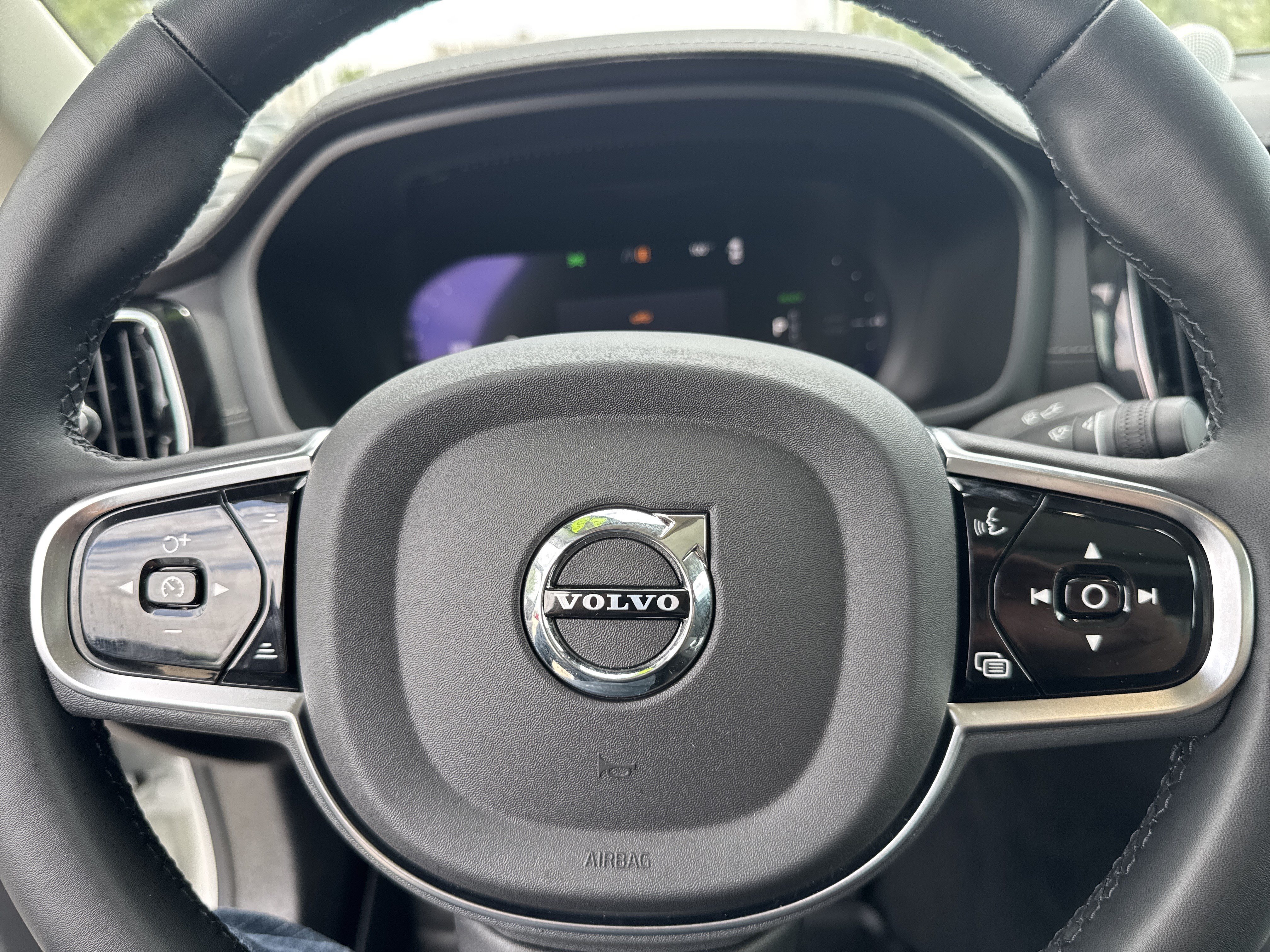 Used 2025 Volvo S60 T8 Ultra w/ Climate Package AWD/4WD image 14
