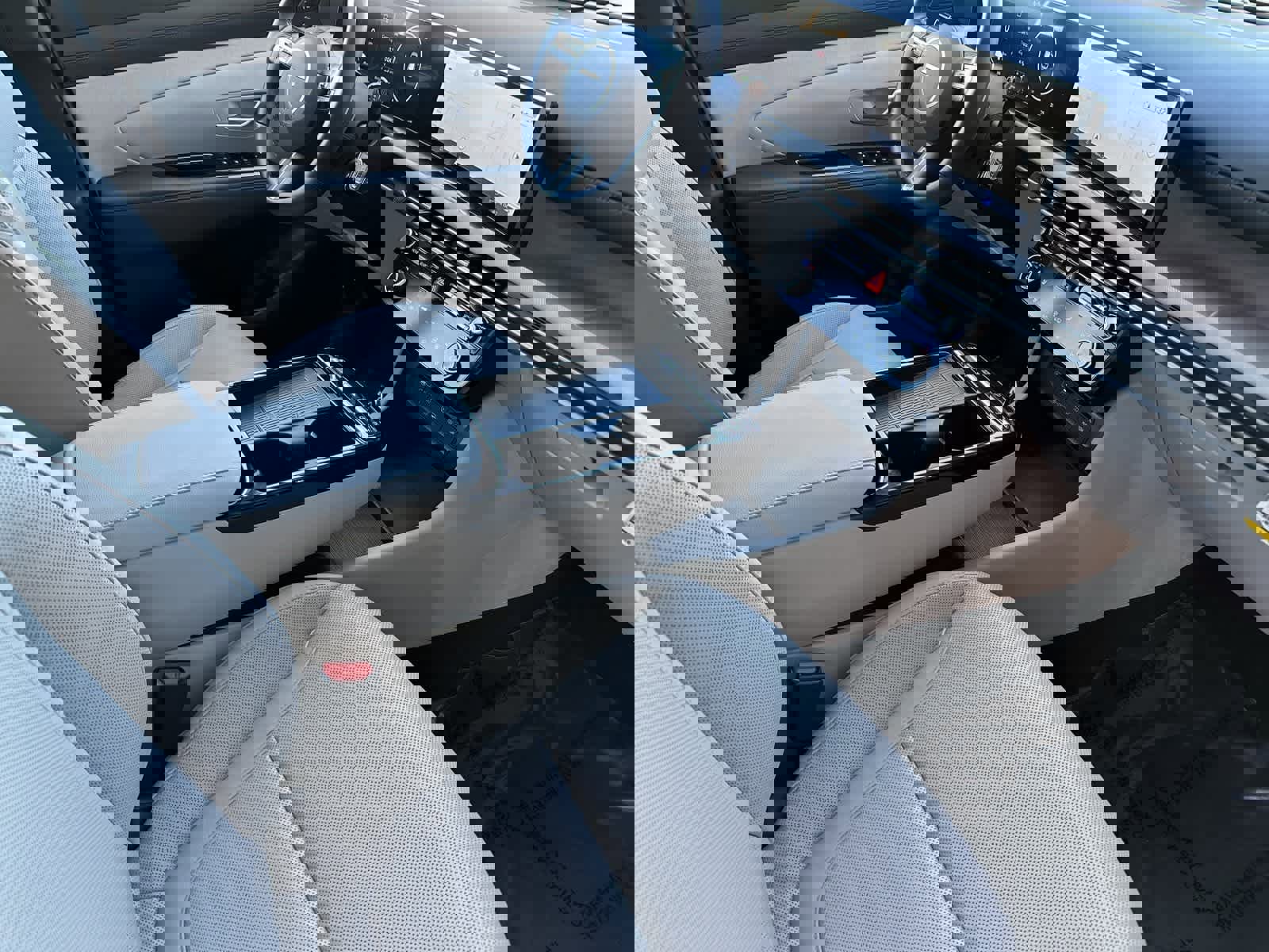 Certified 2025 Hyundai Tucson Limited image 17