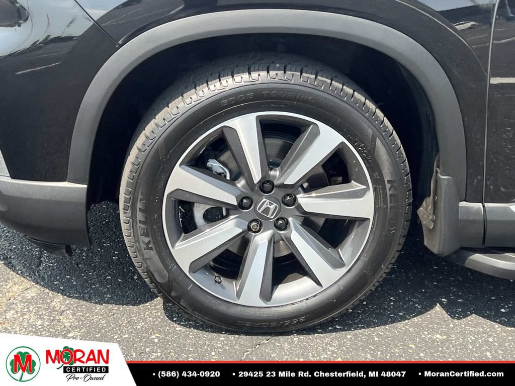 Used 2023 Honda Pilot Touring image 9