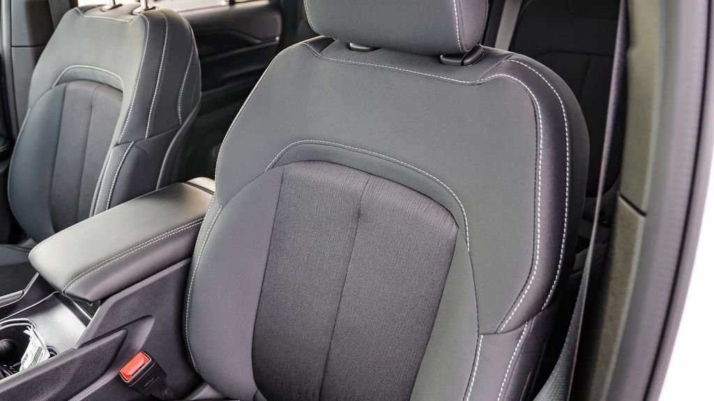 New 2025 Jeep Grand Cherokee Laredo X w/ Luxury Tech Group I image 26