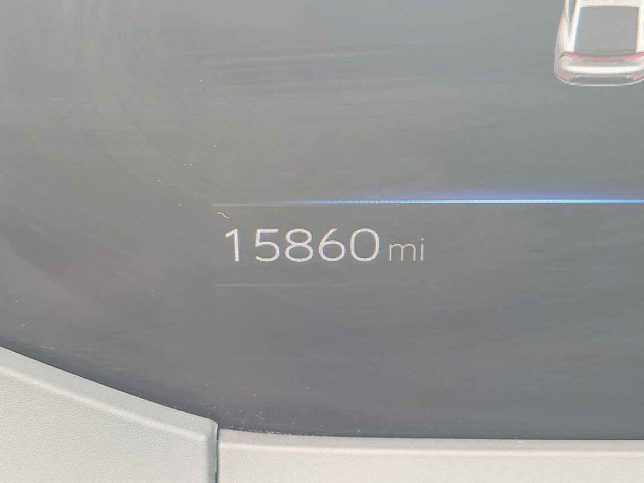 Used 2024 Toyota Prius LE FWD image 22