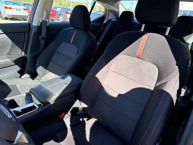 New 2025 Nissan Sentra SR image 8