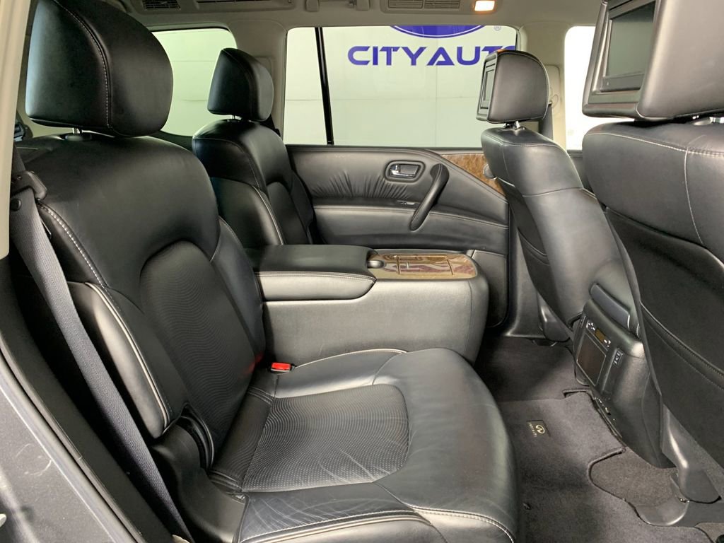 Used 2017 INFINITI QX80 4WD w/ Driver Assistance Package image 40