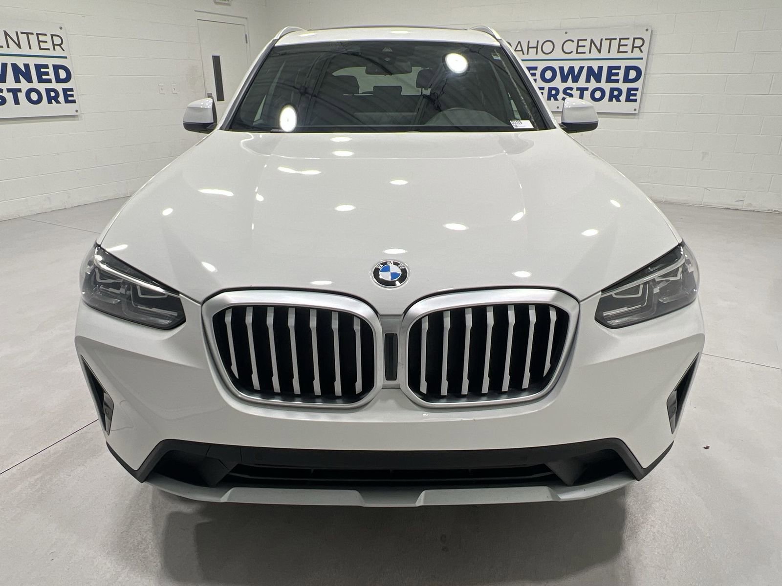 Used 2024 BMW X3 xDrive30i image 3