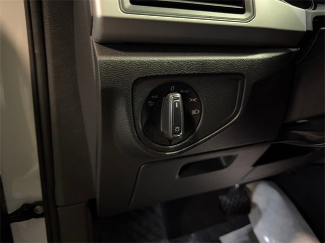 Used 2021 Volkswagen Atlas SE image 15