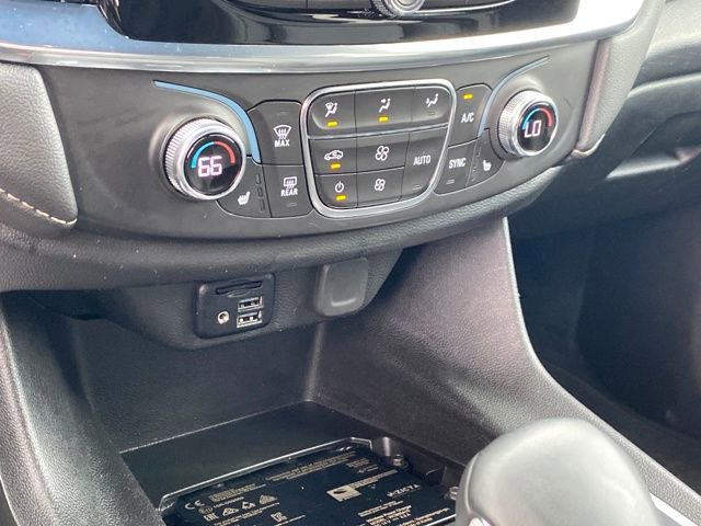 Certified 2023 Chevrolet Traverse LT w/ LT Premium Package image 13