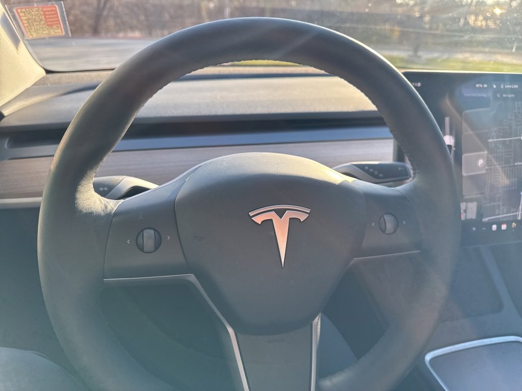 Used 2024 Tesla Model Y Long Range image 18