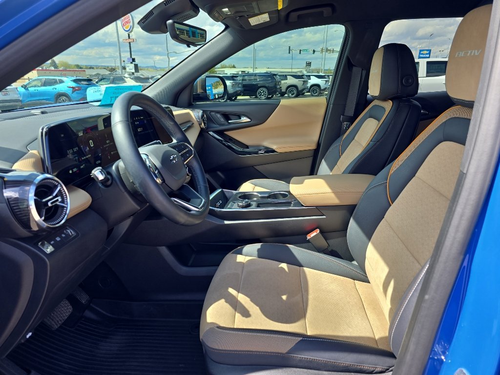 Certified 2025 Chevrolet Equinox ACTIV w/ Safety and Technology Package AWD/4WD image 9