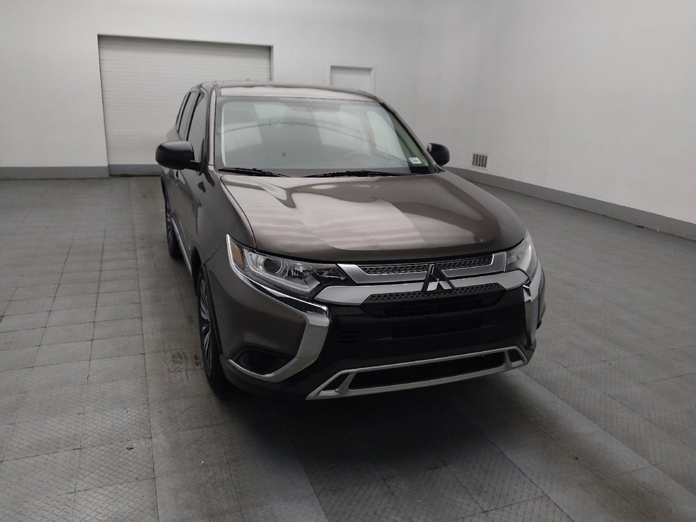 Used 2019 Mitsubishi Outlander ES FWD image 14