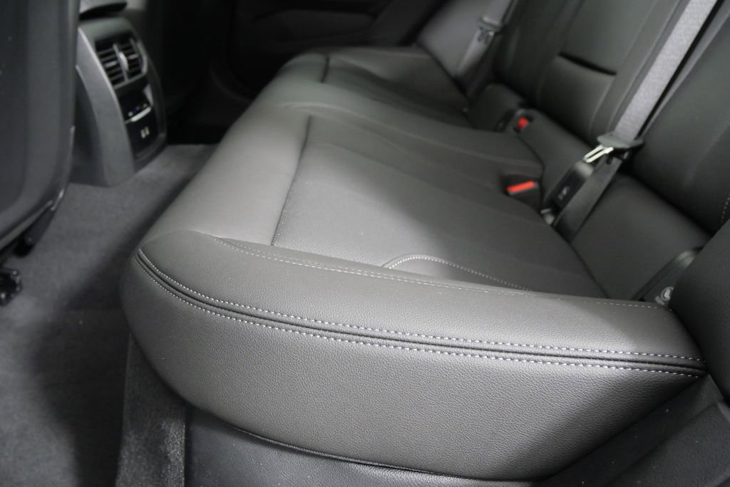 Used 2025 BMW 430i w/ Parking Assistance Package image 15