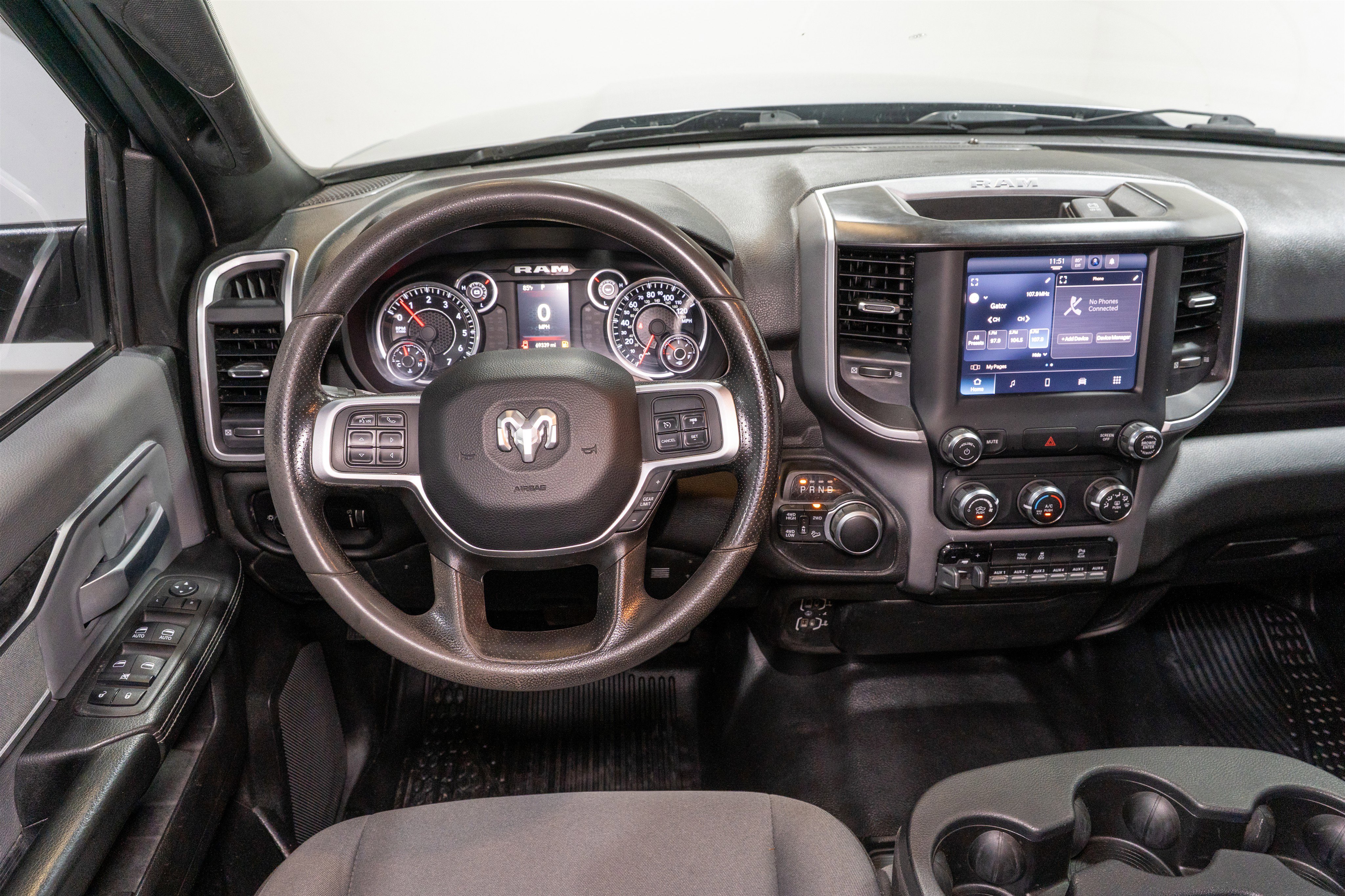 Used 2022 RAM 2500 Big Horn w/ Snow Chief Group AWD/4WD image 12