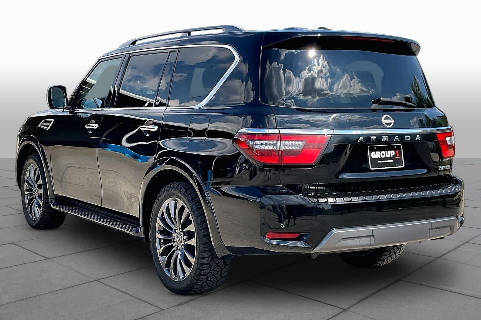 Used 2023 Nissan Armada Platinum w/ Captain's Chairs Package AWD/4WD image 11