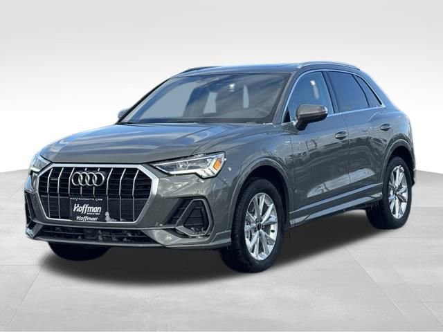 Certified 2025 Audi Q3 2.0T Premium Plus w/ Premium Plus Package image 3