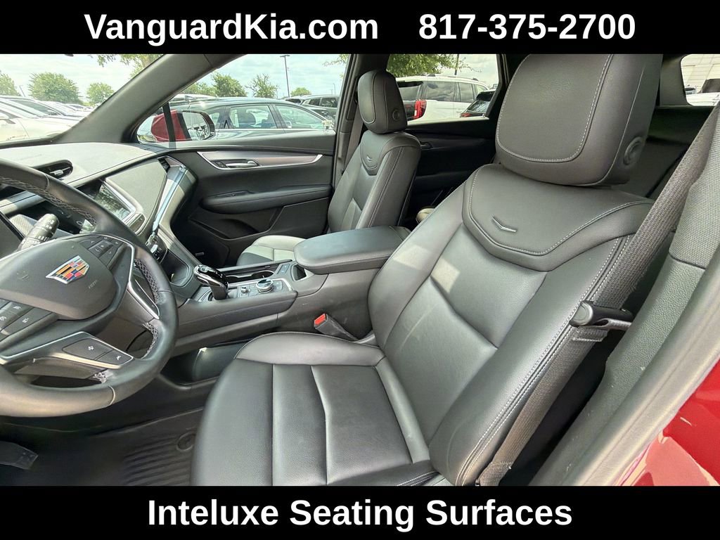 Used 2024 Cadillac XT5 Luxury w/ LPO, Floor Liner Package FWD image 15