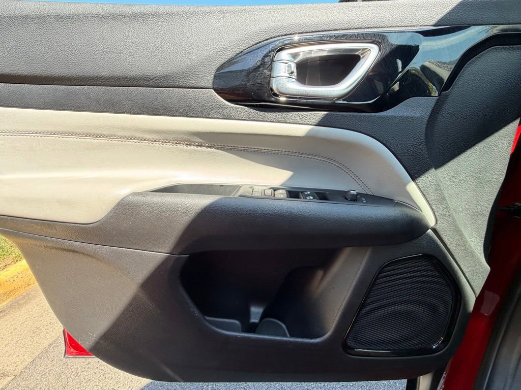 Certified 2025 Jeep Compass Limited AWD/4WD image 31