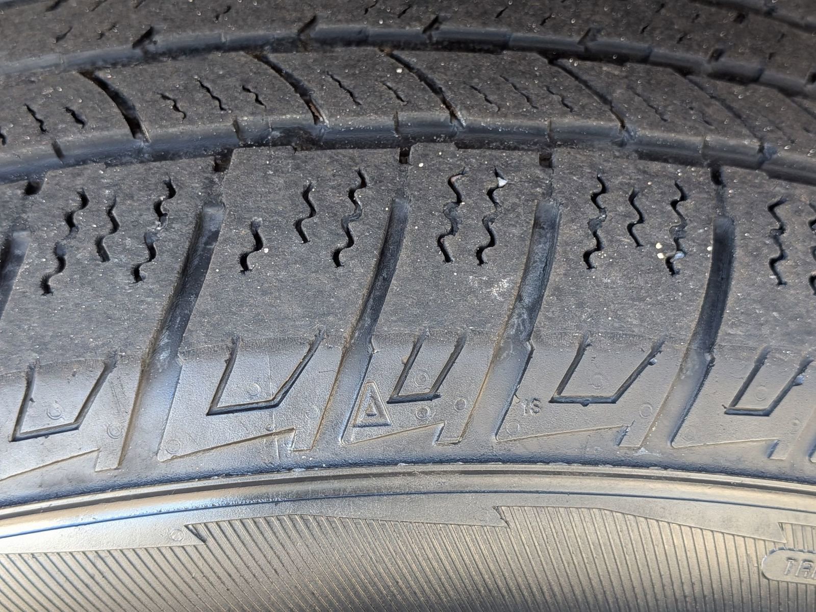 Used 2025 RAM 1500 Laramie image 11