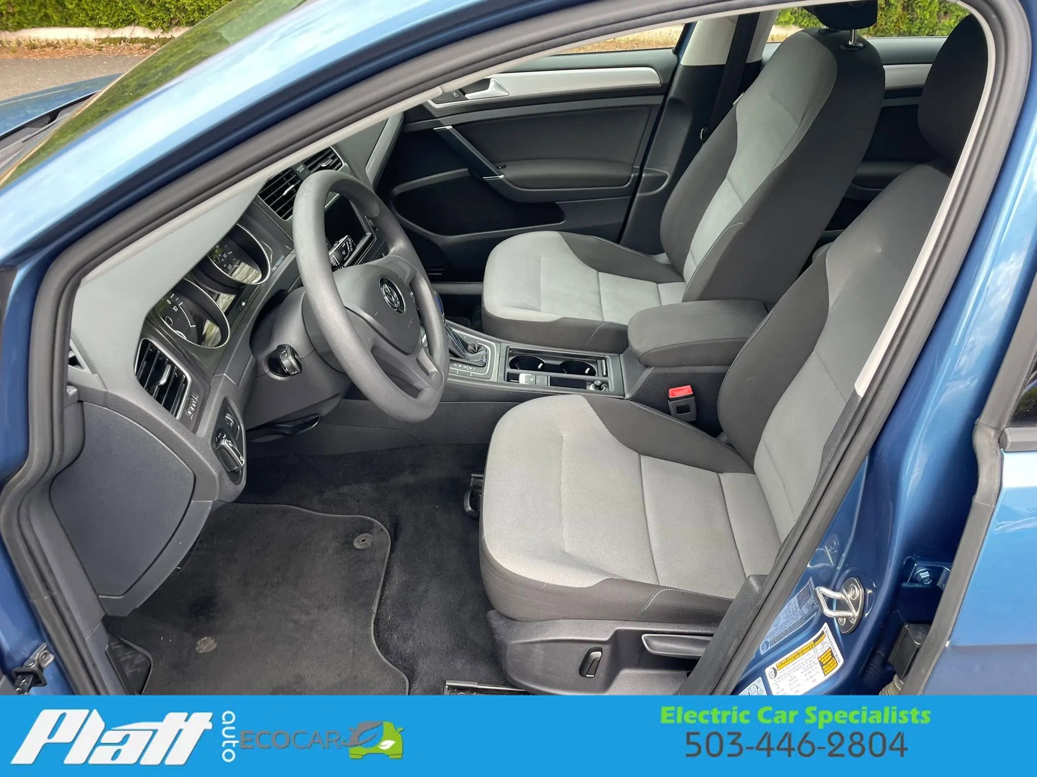 Used 2016 Volkswagen e-Golf SE w/ DC Fast Charging Package FWD image 21