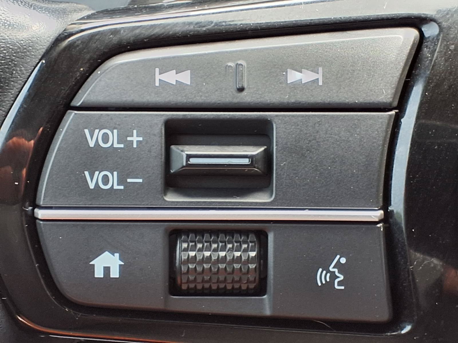 Used 2023 Honda Pilot EX-L image 14